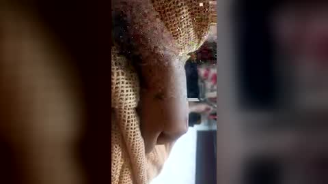 Snapshot of kalikuttukaran_aju chatting on July 1, 2026, 7:13 pm kalikuttukaran_aju online show from July 1, 2026, 7:13 pm