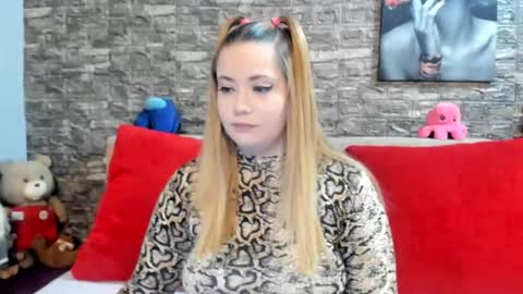 Snapshot of kalindahot chatting on November 30, 2025, 7:07 pm kalindahot online show from November 30, 2025, 7:07 pm