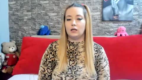 Snapshot of kalindahot chatting on December 18, 2025, 7:09 pm kalindahot online show from December 18, 2025, 7:09 pm