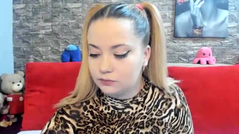 Snapshot of kalindahot chatting on December 20, 2025, 6:59 pm kalindahot online show from December 20, 2025, 6:59 pm