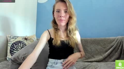 Kalisee  online show from December 24, 2024, 4:33 am