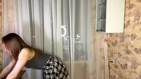 Kallie online show from December 17, 2025, 2:12 pm