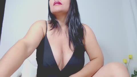 Hannah online show from January 21, 2025, 4:32 am