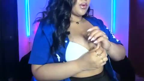 Snapshot of kamala_khan_tx chatting on February 3, 2026, 2:22 pm Online 800 to 1400 online show from February 3, 2026, 2:22 pm