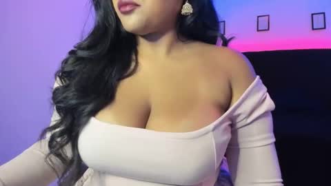 Snapshot of kamala_khan_tx chatting on April 27, 2026, 10:52 pm Online 800 to 1400 online show from April 27, 2026, 10:52 pm