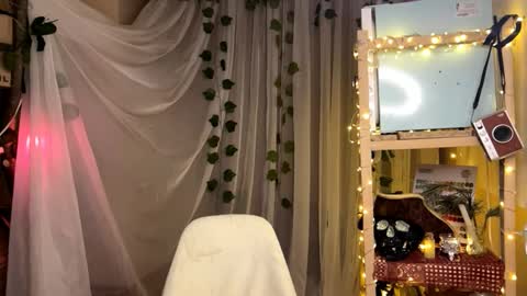 Kamila online show from February 24, 2026, 3:54 pm