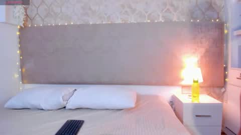 Kamila Betancourt online show from February 26, 2026, 1:10 pm