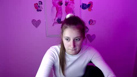 kamilla_love_ online show from September 27, 2025, 9:25 am