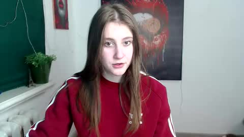 kamilla_love_ online show from January 12, 2026, 5:18 pm