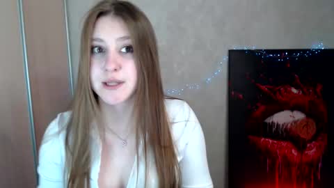 kamilla_love_ online show from March 31, 2026, 3:34 pm