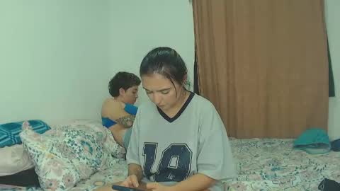 Snapshot of kammy_cami chatting on May 27, 2026, 1:57 am kammy y camila online show from May 27, 2026, 1:57 am