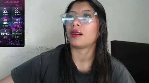 Snapshot of kanroji_mitsuri_11 chatting on December 17, 2024, 8:54 pm Sanctuary online show from December 17, 2024, 8:54 pm
