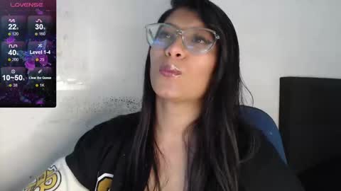 Snapshot of kanroji_mitsuri_11 chatting on January 8, 2025, 9:44 pm Sanctuary online show from January 8, 2025, 9:44 pm
