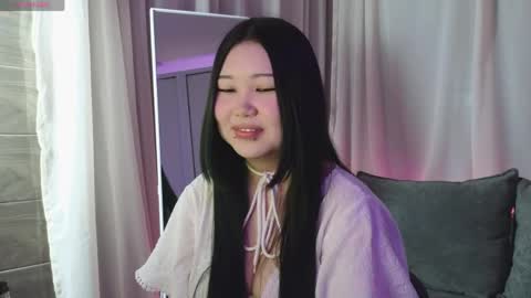 Rina online show from April 3, 2026, 1:25 am