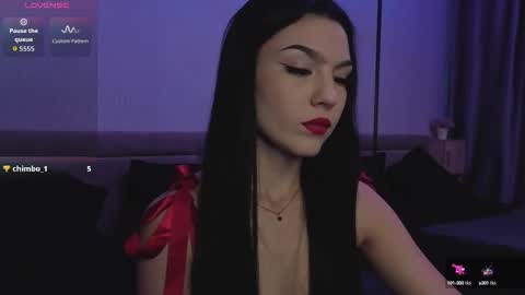 kara_life online show from October 10, 2025, 2:32 am