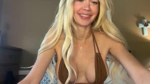 kara online show from October 19, 2025, 3:12 pm