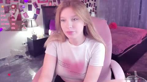 Lera online show from November 5, 2025, 9:04 pm