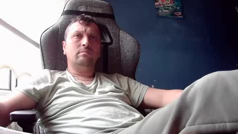 karasimsek54 online show from April 23, 2026, 8:24 am