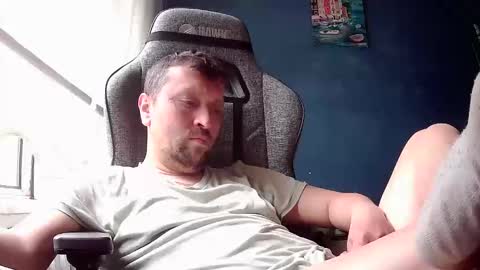 karasimsek54 online show from May 3, 2026, 8:09 am