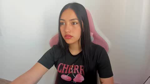 Snapshot of karely_sweet_ chatting on June 6, 2026, 1:49 pm karely_sweet_ online show from June 6, 2026, 1:49 pm