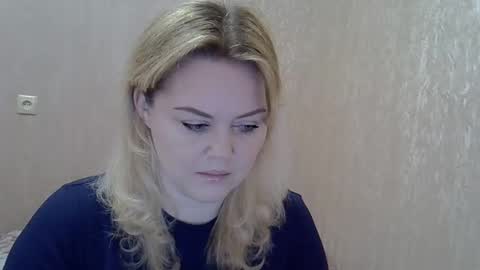 karennelsonx online show from February 28, 2025, 10:52 am