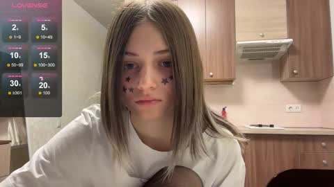 Snapshot of karensimilton chatting on January 17, 2026, 3:06 pm May online show from January 17, 2026, 3:06 pm