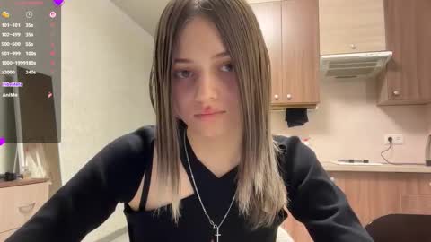 Snapshot of karensimilton chatting on February 23, 2026, 3:09 pm May online show from February 23, 2026, 3:09 pm