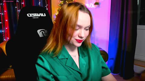 Snapshot of kari_lunna chatting on December 24, 2024, 3:49 am Karoline online show from December 24, 2024, 3:49 am