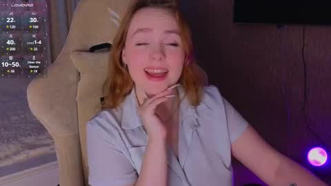 Snapshot of kari_lunna chatting on January 10, 2025, 3:29 am Karoline online show from January 10, 2025, 3:29 am