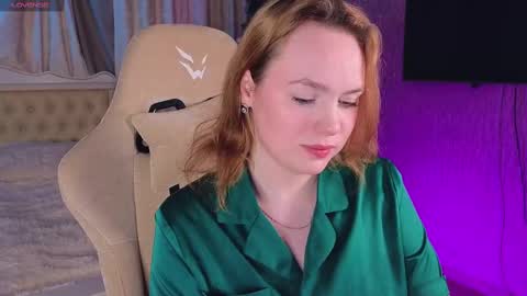 Snapshot of kari_lunna chatting on January 17, 2025, 3:12 am Karoline online show from January 17, 2025, 3:12 am