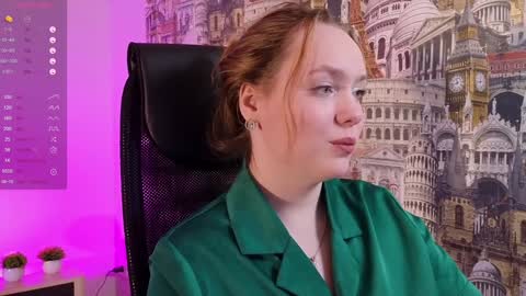 Snapshot of kari_lunna chatting on January 30, 2025, 3:33 am Karoline online show from January 30, 2025, 3:33 am