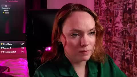 Snapshot of kari_lunna chatting on March 1, 2025, 8:23 am Karoline online show from March 1, 2025, 8:23 am