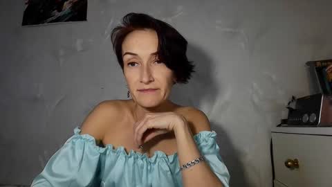 karina_co online show from February 5, 2026, 1:27 pm