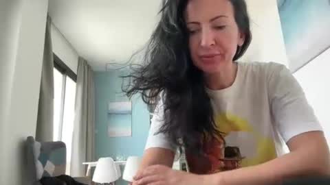 Snapshot of karinablair chatting on April 5, 2026, 9:17 am Karina online show from April 5, 2026, 9:17 am