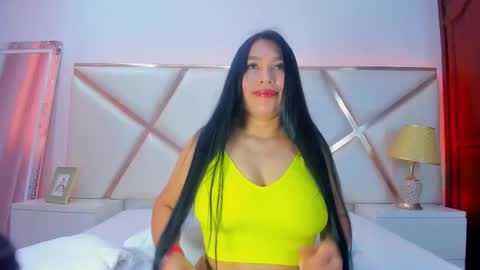 Snapshot of karinagomezxxx chatting on September 17, 2025, 2:19 pm Karina Gomez online show from September 17, 2025, 2:19 pm
