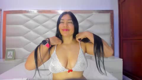 Snapshot of karinagomezxxx chatting on September 24, 2025, 1:47 pm Karina Gomez online show from September 24, 2025, 1:47 pm