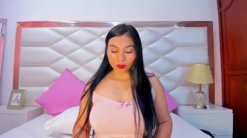 Snapshot of karinagomezxxx chatting on October 7, 2025, 1:41 pm Karina Gomez online show from October 7, 2025, 1:41 pm