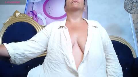 Snapshot of karito_mature17 chatting on December 3, 2024, 5:45 pm Karito online show from December 3, 2024, 5:45 pm