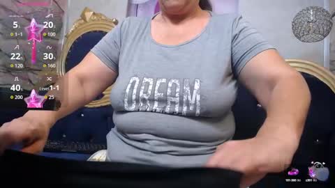 Snapshot of karito_mature17 chatting on October 4, 2025, 11:19 am Karito online show from October 4, 2025, 11:19 am