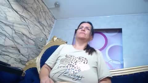 Snapshot of karito_mature17 chatting on October 31, 2025, 11:11 am Karito online show from October 31, 2025, 11:11 am