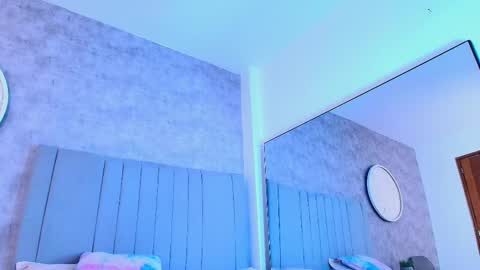 Karla online show from October 23, 2025, 8:18 pm