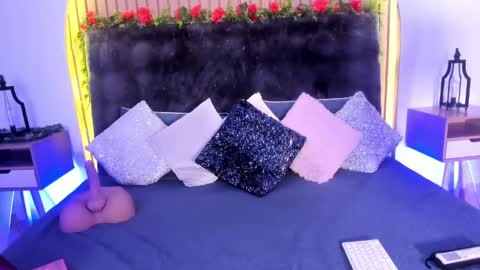 Karla Gonzaless online show from February 11, 2025, 6:55 pm