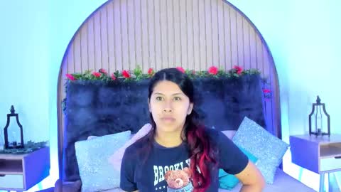 Karla Gonzaless online show from November 25, 2025, 9:53 am