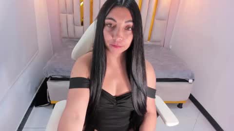 Karla  online show from March 10, 2025, 1:54 pm