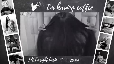 Karla  online show from October 21, 2025, 11:11 am