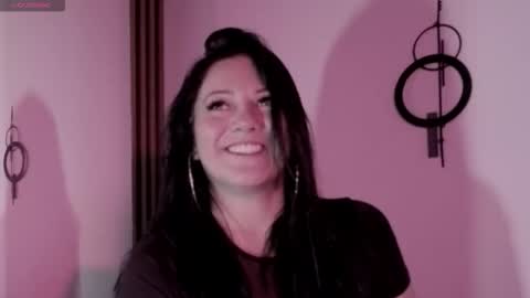 Snapshot of karla_valk1 chatting on October 2, 2025, 12:28 am karla online show from October 2, 2025, 12:28 am