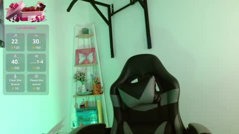 karlavittar online show from February 6, 2025, 9:17 pm