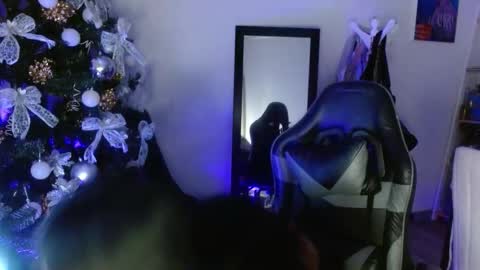 karlavittar online show from December 2, 2025, 12:54 pm