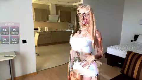 Olivia online show from October 11, 2025, 10:25 am