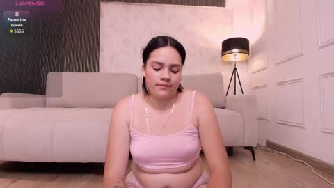 Karli online show from December 15, 2025, 7:51 pm